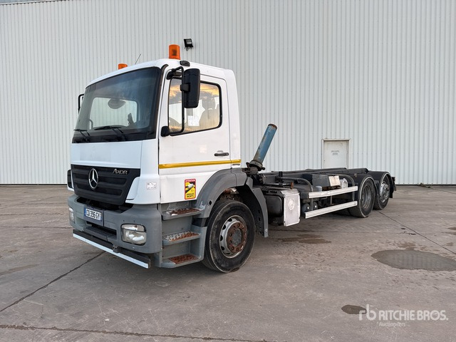2013 Mercedes Axor 2533 6x2 Camion Chassis Cab 6x2 Flatbed Truck - Camion plateau: photos 1 2013 Mercedes Axor 2533 6x2 Camion Chassis Cab 6x2 Flatbed Truck - Camion plateau: photos 1