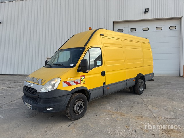 2014 Iveco C70C17 4x2 Camion Atelier Service 4x2 Service Truck - Fourgon utilitaire, Véhicule de voirie/ Spécial: photos 2 2014 Iveco C70C17 4x2 Camion Atelier Service 4x2 Service Truck - Fourgon utilitaire, Véhicule de voirie/ Spécial: photos 2