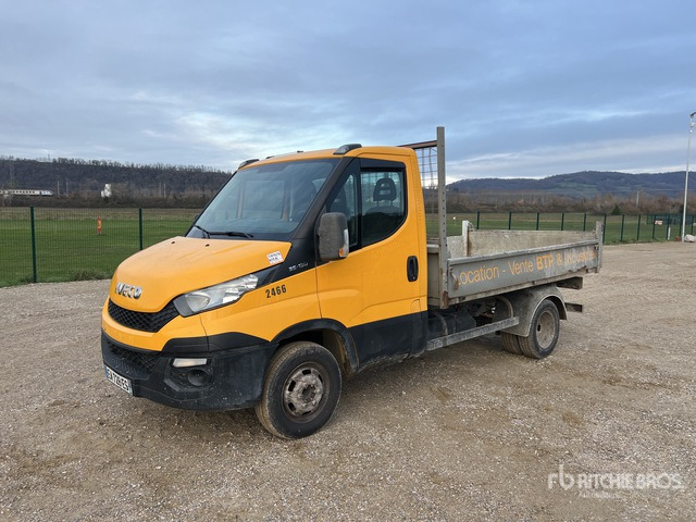 2016 Iveco 35-130 4x2 Camion Benne 4x2 Dump Truck: Light Duty - Camion benne: photos 1 2016 Iveco 35-130 4x2 Camion Benne 4x2 Dump Truck: Light Duty - Camion benne: photos 1