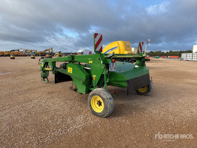 2017 John Deere 1365 3000 mm Trailed Faucheuse Condi ... Mower Conditioner - Faucheuse: photos 3 2017 John Deere 1365 3000 mm Trailed Faucheuse Condi ... Mower Conditioner - Faucheuse: photos 3