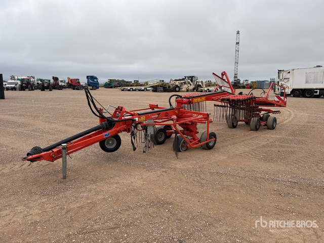 2020 Kuhn GA6632 6.6 m Semi-Mount 2 Rotor Andaineuse Hay Rake - Faneuse: photos 1 2020 Kuhn GA6632 6.6 m Semi-Mount 2 Rotor Andaineuse Hay Rake - Faneuse: photos 1