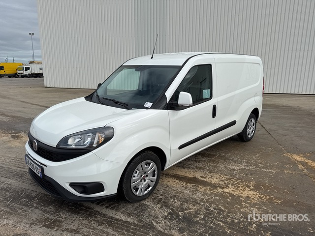 2021 Fiat Doblo Vehicule Utilitaire Cargo Van - Fourgonnette: photos 2 2021 Fiat Doblo Vehicule Utilitaire Cargo Van - Fourgonnette: photos 2