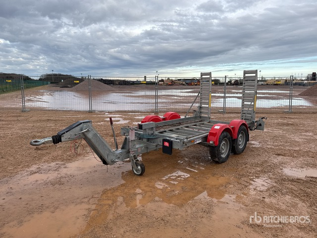 Hubiere H212T14CF Equipment Trailer - Remorque porte-engin surbaissée: photos 1 Hubiere H212T14CF Equipment Trailer - Remorque porte-engin surbaissée: photos 1