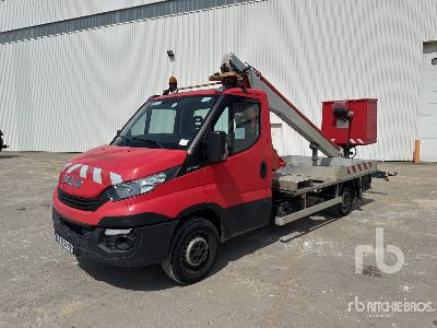 IVECO-MULTITEL 35-120 2017 Multitel 160 Alu 16 m on 4 ... - Camion avec nacelle: photos 1 IVECO-MULTITEL 35-120 2017 Multitel 160 Alu 16 m on 4 ... - Camion avec nacelle: photos 1