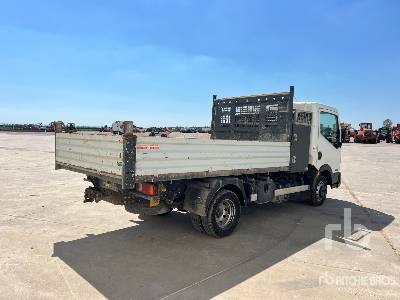 NISSAN CABSTAR 35.14 - Camion benne: photos 4 NISSAN CABSTAR 35.14 - Camion benne: photos 4