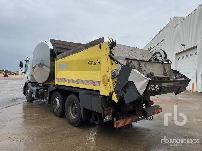 RENAULT PREMIUM 370DCI 2006 Secmair BI MAJOR 6000 L on ... - Répandeuse: photos 2 RENAULT PREMIUM 370DCI 2006 Secmair BI MAJOR 6000 L on ... - Répandeuse: photos 2
