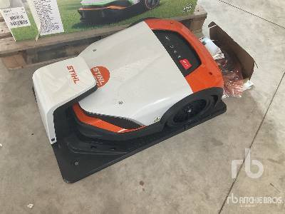 STIHL Qte De Robots de Tonte Electriques - Motofaucheuse: photos 2 STIHL Qte De Robots de Tonte Electriques - Motofaucheuse: photos 2