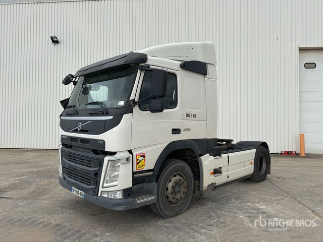 2015 Volvo FM450 Tracteur Routier Cabine Couchette S/A Sleeper Truck Tractor - Tracteur routier: photos 1 2015 Volvo FM450 Tracteur Routier Cabine Couchette S/A Sleeper Truck Tractor - Tracteur routier: photos 1