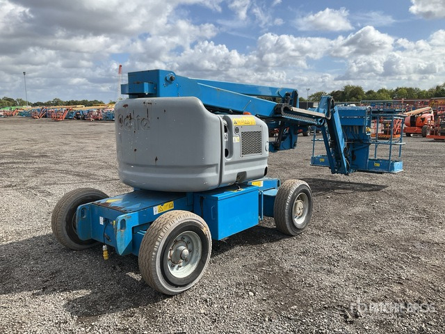 2013 Genie Z45/25J 2WD Dual Fuel Articulating Boom Lift - Nacelle articulée: photos 4 2013 Genie Z45/25J 2WD Dual Fuel Articulating Boom Lift - Nacelle articulée: photos 4