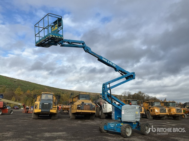 2014 Genie Z45/25 4WD Diesel Articulating Boom Lift - Nacelle articulée: photos 1 2014 Genie Z45/25 4WD Diesel Articulating Boom Lift - Nacelle articulée: photos 1