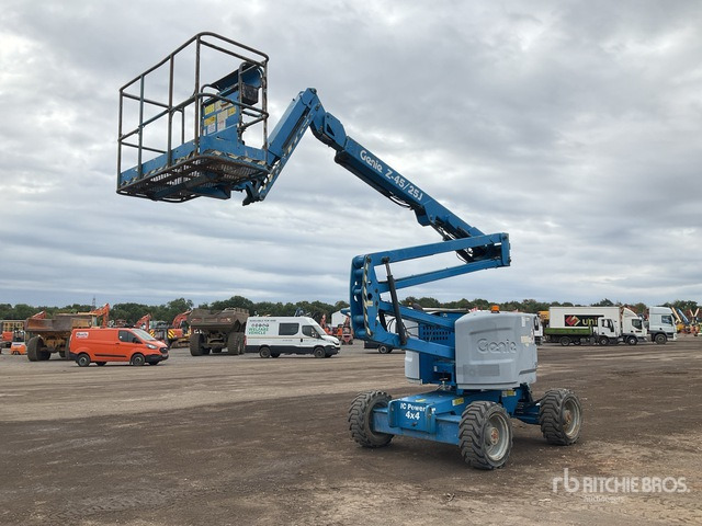 2014 Genie Z45/25J 4WD Diesel Articulating Boom Lift - Nacelle articulée: photos 2 2014 Genie Z45/25J 4WD Diesel Articulating Boom Lift - Nacelle articulée: photos 2