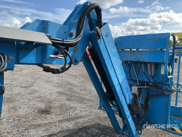 2014 Genie Z45/25J Articulating Boom Lift - Nacelle articulée: photos 5 2014 Genie Z45/25J Articulating Boom Lift - Nacelle articulée: photos 5