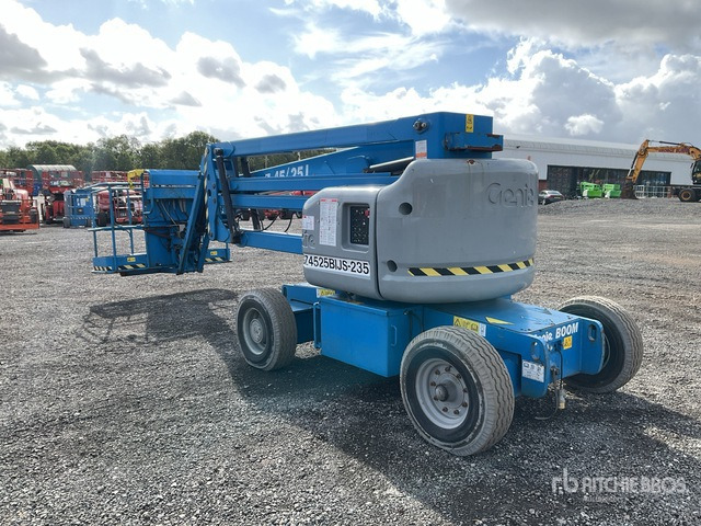 2014 Genie Z45/25J Articulating Boom Lift - Nacelle articulée: photos 3 2014 Genie Z45/25J Articulating Boom Lift - Nacelle articulée: photos 3