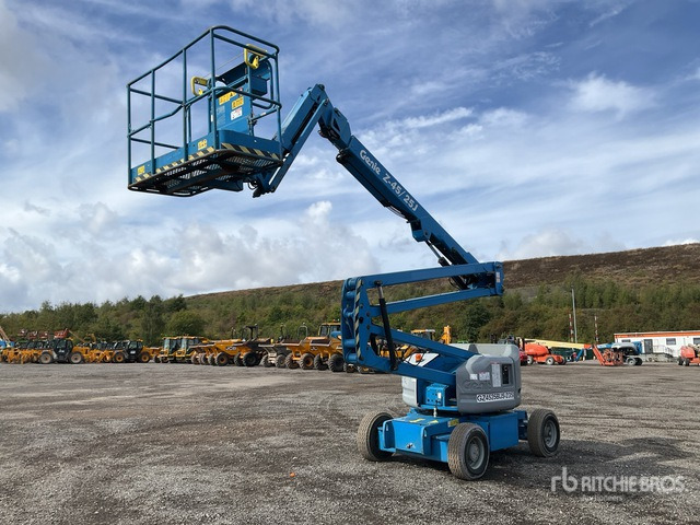 2014 Genie Z45/25J Articulating Boom Lift - Nacelle articulée: photos 1 2014 Genie Z45/25J Articulating Boom Lift - Nacelle articulée: photos 1