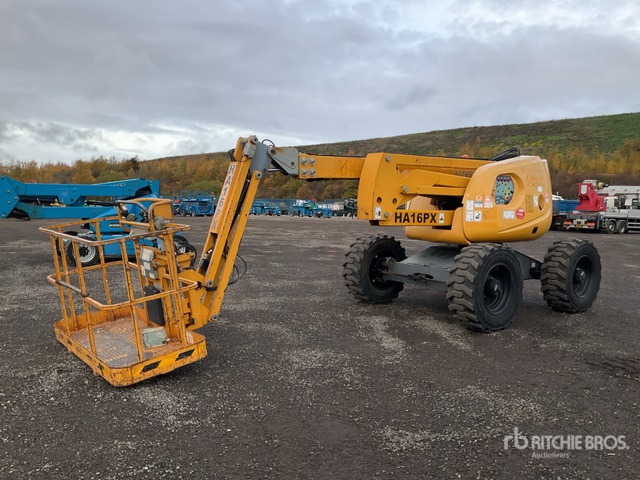 2014 Haulotte HA16PX 4WD Diesel Articulating Boom Lift - Nacelle articulée: photos 3 2014 Haulotte HA16PX 4WD Diesel Articulating Boom Lift - Nacelle articulée: photos 3