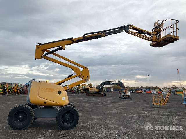 2014 Haulotte HA16PX 4WD Diesel Articulating Boom Lift - Nacelle articulée: photos 2 2014 Haulotte HA16PX 4WD Diesel Articulating Boom Lift - Nacelle articulée: photos 2