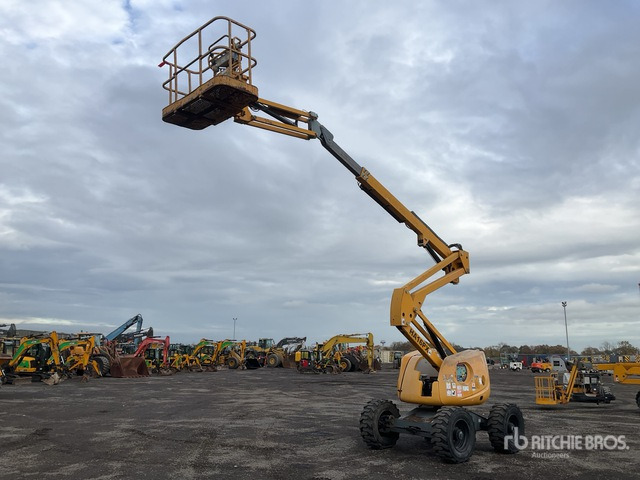 2014 Haulotte HA16PX 4WD Diesel Articulating Boom Lift - Nacelle articulée: photos 2 2014 Haulotte HA16PX 4WD Diesel Articulating Boom Lift - Nacelle articulée: photos 2