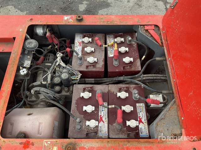 2014 Skyjack SJ12 Vertical Mast Lift - Nacelle à mât vertical: photos 5 2014 Skyjack SJ12 Vertical Mast Lift - Nacelle à mât vertical: photos 5