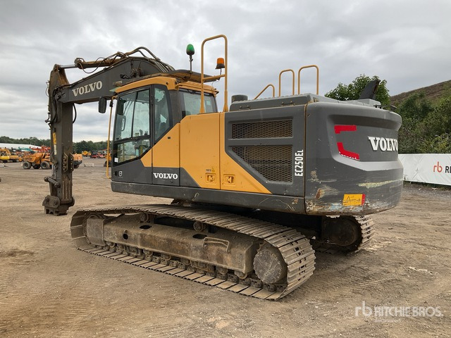 2014 Volvo EC250EL Tracked Excavator - Pelle sur chenille: photos 4 2014 Volvo EC250EL Tracked Excavator - Pelle sur chenille: photos 4