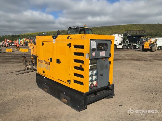 2015 Sdmo R66 Skid-Mounted Generator Set - Groupe électrogène: photos 3 2015 Sdmo R66 Skid-Mounted Generator Set - Groupe électrogène: photos 3
