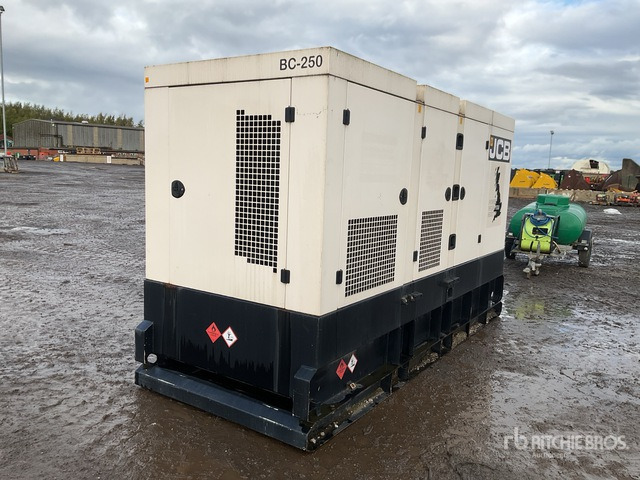 2016 JCB BCRJD 250-50/60 250 kVA Skid-Mounted Generator Set - Groupe électrogène: photos 3 2016 JCB BCRJD 250-50/60 250 kVA Skid-Mounted Generator Set - Groupe électrogène: photos 3