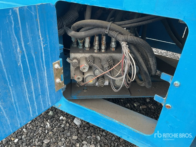 2017 Genie GS2632 2017 Genie GS2632 Scissor Lift Scissor Lift - Nacelle ciseaux: photos 5 2017 Genie GS2632 2017 Genie GS2632 Scissor Lift Scissor Lift - Nacelle ciseaux: photos 5