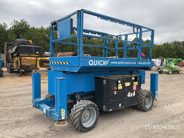 2017 Genie GS3369 4x4 Diesel Scissor Lift - Nacelle ciseaux: photos 4 2017 Genie GS3369 4x4 Diesel Scissor Lift - Nacelle ciseaux: photos 4