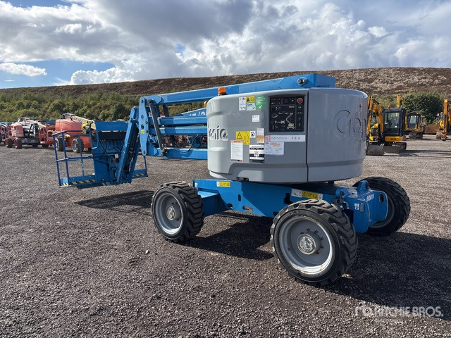 2018 Genie Z45/25J 4WD Diesel Articulating Boom Lift - Nacelle articulée: photos 3 2018 Genie Z45/25J 4WD Diesel Articulating Boom Lift - Nacelle articulée: photos 3