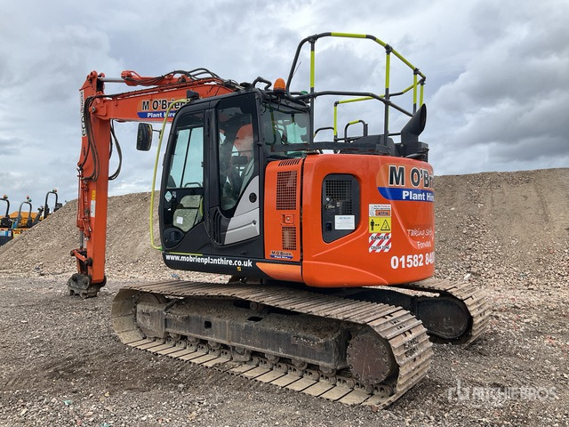 2018 Hitachi ZX135US-6 Tracked Excavator - Pelle sur chenille: photos 4 2018 Hitachi ZX135US-6 Tracked Excavator - Pelle sur chenille: photos 4
