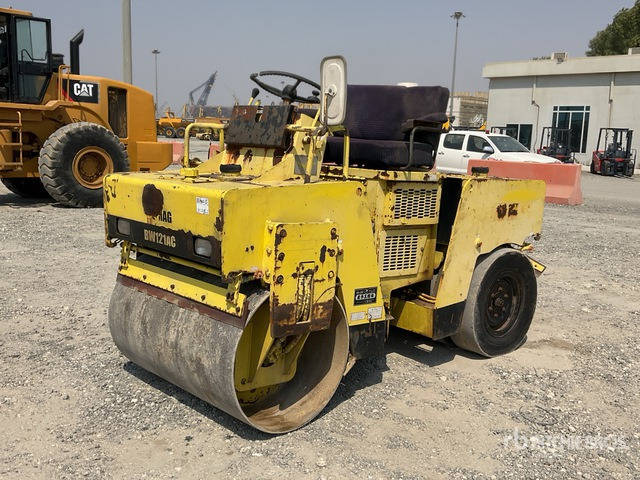 1987 Bomag BW121AC-1 4 Wheel Combination Roller - Compacteur mixte: photos 1 1987 Bomag BW121AC-1 4 Wheel Combination Roller - Compacteur mixte: photos 1