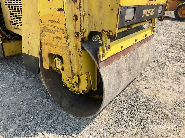 1987 Bomag BW121AC-1 4 Wheel Combination Roller - Compacteur mixte: photos 5 1987 Bomag BW121AC-1 4 Wheel Combination Roller - Compacteur mixte: photos 5