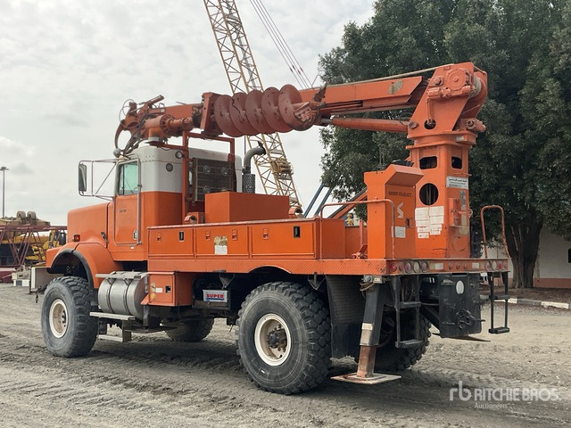 1995 Kenworth C500 Simon Telelect 92-45 on 4x4 Drill Truck - Foreuse: photos 4 1995 Kenworth C500 Simon Telelect 92-45 on 4x4 Drill Truck - Foreuse: photos 4