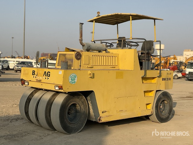 1999 Bomag BW20R 8 Wheel Pneumatic Roller - Compacteur à pneus: photos 1 1999 Bomag BW20R 8 Wheel Pneumatic Roller - Compacteur à pneus: photos 1