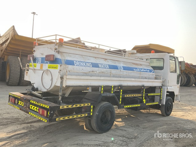 2002 Iveco Cargo 712 5000 L 4x2 Water Truck - Camion citerne: photos 5 2002 Iveco Cargo 712 5000 L 4x2 Water Truck - Camion citerne: photos 5