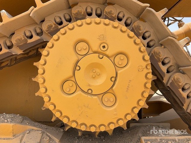 2005 Cat D10R - Bulldozer: photos 5 2005 Cat D10R - Bulldozer: photos 5