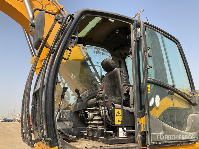 2007 JCB JS220 - Pelle sur chenille: photos 5 2007 JCB JS220 - Pelle sur chenille: photos 5