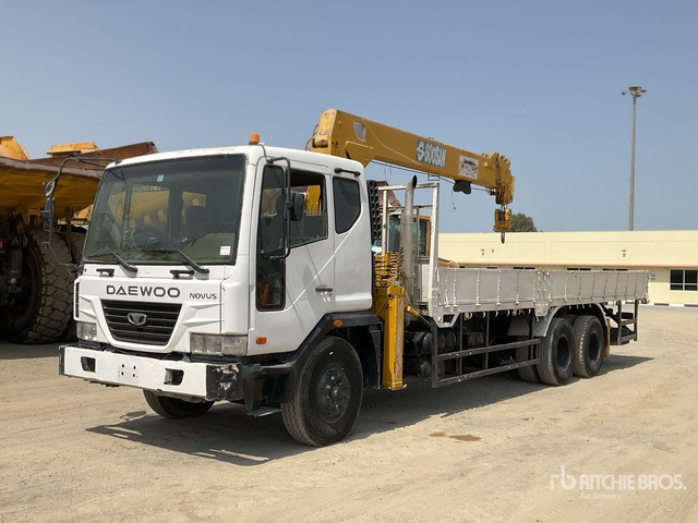2008 Daewoo Novus K9A6F Soosan SCS746L Straight Boom on 6x4 Boom Truck - Compresseur d'air: photos 1 2008 Daewoo Novus K9A6F Soosan SCS746L Straight Boom on 6x4 Boom Truck - Compresseur d'air: photos 1