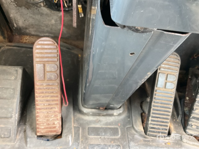 2010 Komatsu HD465-7R 50000 L Water Wagon - Tombereau rigide: photos 5 2010 Komatsu HD465-7R 50000 L Water Wagon - Tombereau rigide: photos 5