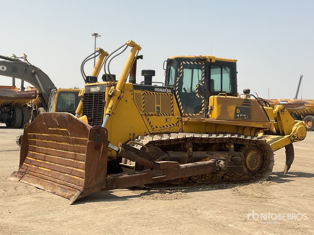 2011 Komatsu D155A-6 - Bulldozer: photos 1 2011 Komatsu D155A-6 - Bulldozer: photos 1