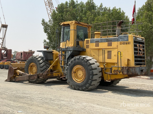 2013 Komatsu WD600-3 - Chargeuse sur pneus: photos 3 2013 Komatsu WD600-3 - Chargeuse sur pneus: photos 3