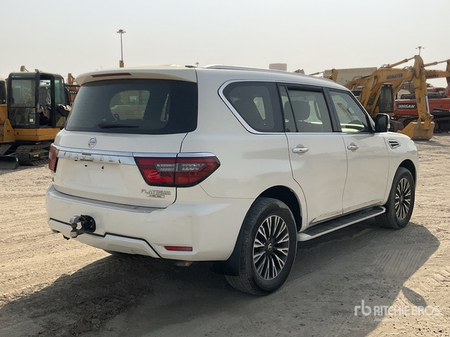 2015 Nissan Patrol Platinum 4x4 SUV - SUV: photos 3 2015 Nissan Patrol Platinum 4x4 SUV - SUV: photos 3