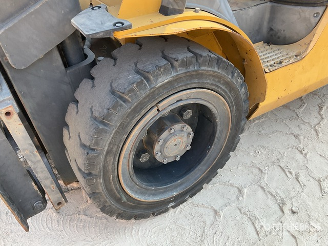 2016 Cat GP30NT 3 ton Forklift - Chariot élévateur: photos 4 2016 Cat GP30NT 3 ton Forklift - Chariot élévateur: photos 4