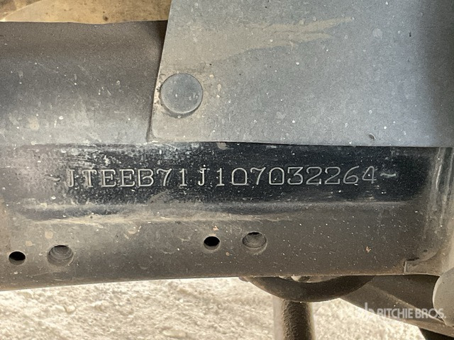 2016 Toyota Land Cruiser 76R 4x4 SUV - SUV: photos 1 2016 Toyota Land Cruiser 76R 4x4 SUV - SUV: photos 1