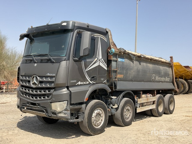 2017 Mercedes Benz AROCS 3951 8x4 Twin-Steer Tri/A Dump Truck - Camion benne: photos 1 2017 Mercedes Benz AROCS 3951 8x4 Twin-Steer Tri/A Dump Truck - Camion benne: photos 1