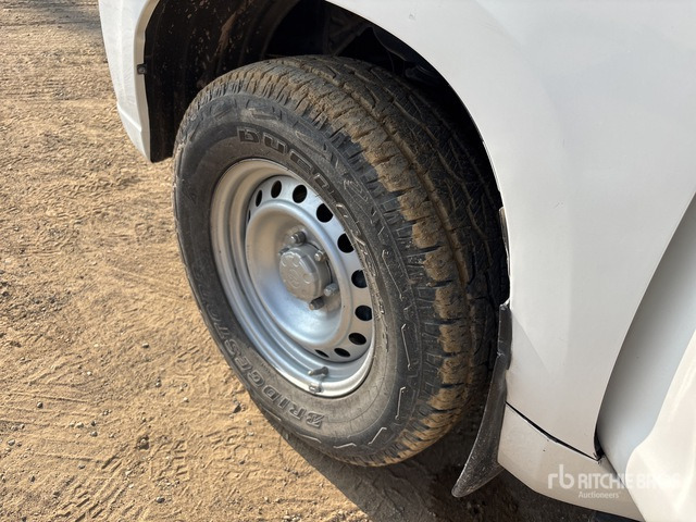 2017 Toyota Prado TX 150L 4x4 SUV - SUV: photos 4 2017 Toyota Prado TX 150L 4x4 SUV - SUV: photos 4