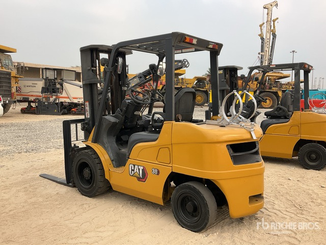 2021 Cat GP30NT 3 ton Forklift - Chariot élévateur: photos 2 2021 Cat GP30NT 3 ton Forklift - Chariot élévateur: photos 2