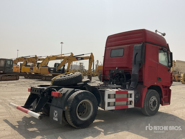 2021 XCMG XGA4250D5NC 4x2 (Unused) S/A Sleeper Truck Tractor - Broyeur/ Épareuse: photos 3 2021 XCMG XGA4250D5NC 4x2 (Unused) S/A Sleeper Truck Tractor - Broyeur/ Épareuse: photos 3