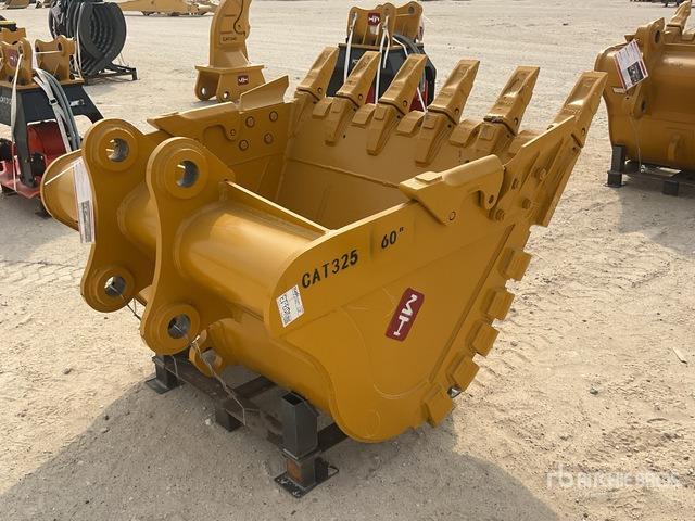 2025 Hongwing 1520 mm - Fits Cat 325 (Unused) Excavator Bucket - Godet pour pelle: photos 3 2025 Hongwing 1520 mm - Fits Cat 325 (Unused) Excavator Bucket - Godet pour pelle: photos 3