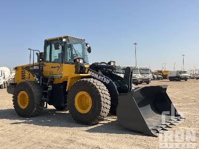 KOMATSU WA380Z-6 - Chargeuse sur pneus: photos 4 KOMATSU WA380Z-6 - Chargeuse sur pneus: photos 4