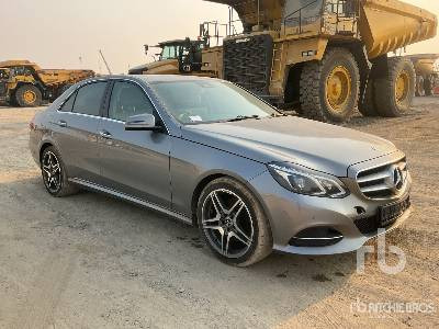 MERCEDES-BENZ E250 - Voiture: photos 1 MERCEDES-BENZ E250 - Voiture: photos 1